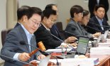 李대통령 "남북, 대화·소통 다시 시작해 서로에 도움 되는 관계로 전환"