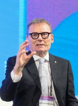 "보호무역으로 회귀… APEC 중심 자유무역 체제 구상할 때" [인터뷰]