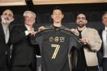 손흥민, 오타니‧김혜성 만난다…홈 데뷔전 앞두고 LA 다저스 특별한 시구