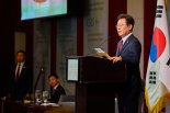 李, 美 오피니언 리더들과 만찬…"한미동맹 포괄적 전략동맹으로 발전"