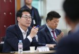 "땅 문제 해결해 달라"...정명근 화성시장 폭행 한 70대 현행범 체포