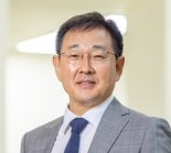 "최태원은 사회 실험가… 사회혁신·실험 통해 기업 성장 모색하는 리더" [FN산업연구 '최태원 리더십']