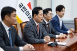 장동혁 "李대통령, 경제·민생 죽이는 '사형 경제학' 실현될 것"