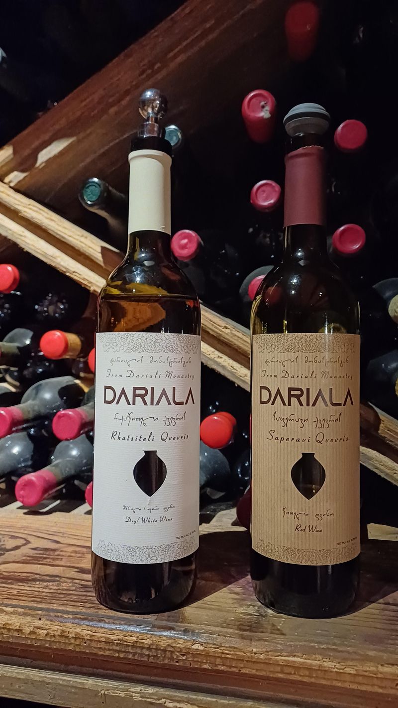 달리알리 수도원의 와인. 