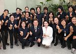"치마 입은 김혜경여사가 '쭈구리' 자세를..." 감동