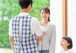 남편 팔 만지작 거린 어린이집 여교사 "어머~ 아버님…"
