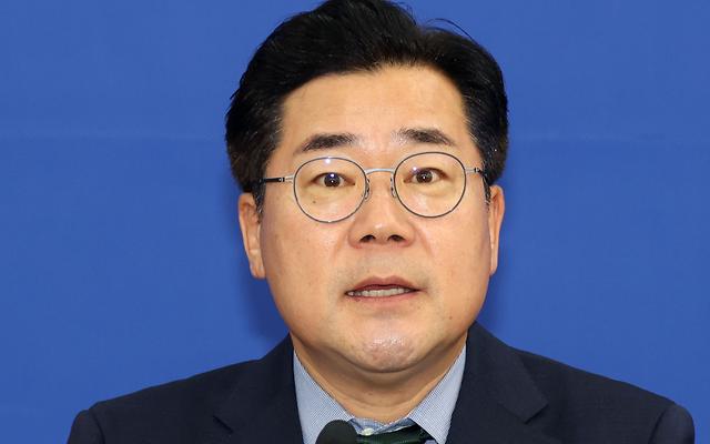 박찬대 "尹대통령 친일매국 망동, 수치스럽고 답답"