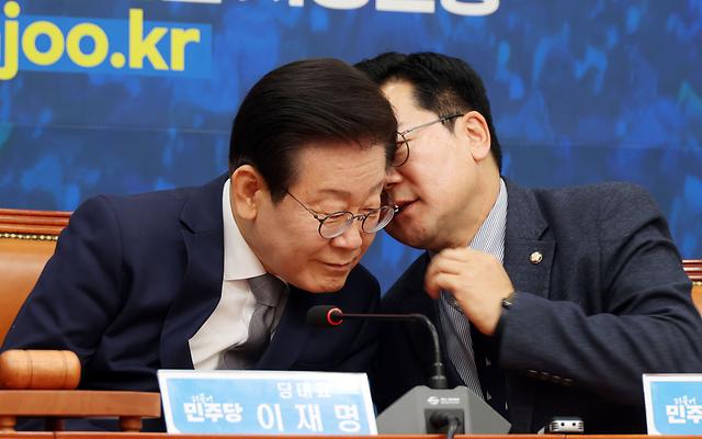 이재명 "정부여당은 대주주와 훔친 장물을 나누는 관계?"