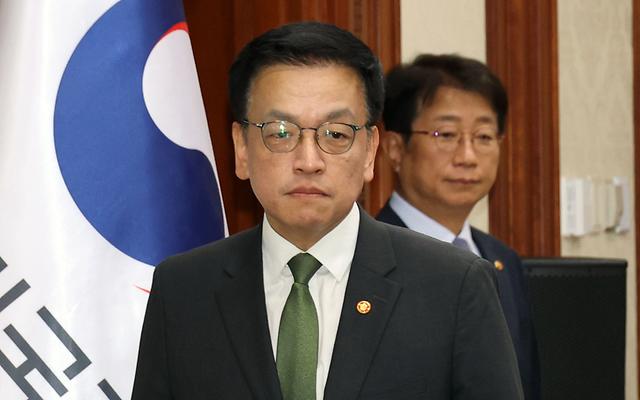 중소기업 매출 기준 상향, 매출한도 1800억원 이하