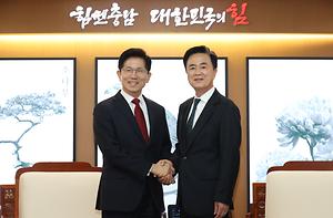 메인 핫이슈0