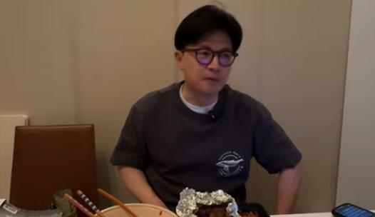 스탠드 메인기사