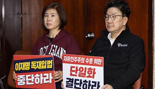 스탠드 메인기사