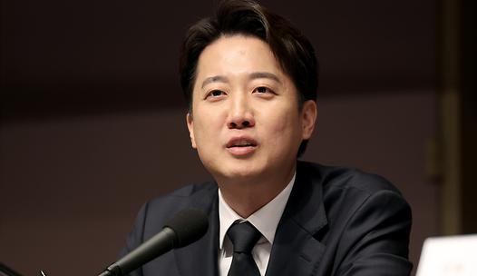 스탠드 메인기사