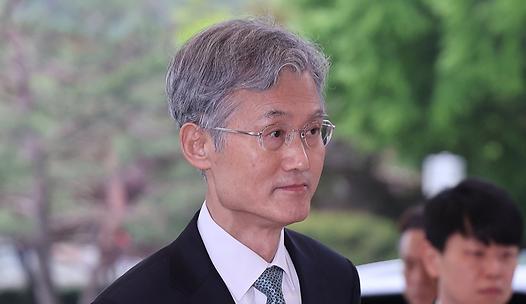 스탠드 메인기사