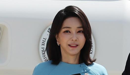 스탠드 메인기사
