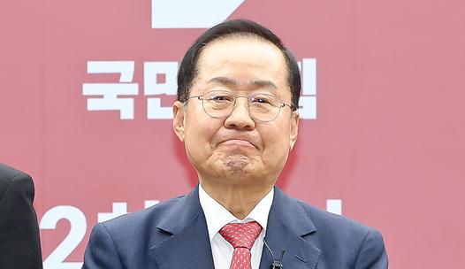 스탠드 메인기사