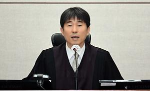 뉴스스탠드 기사 보러가기