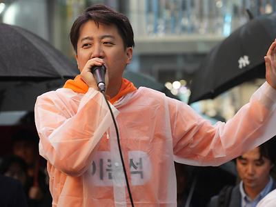 "퍼주기 포퓰리즘" 바카라사이트 뱃무브, '이재명 경제관' 정조준…토론서 반전 모색
