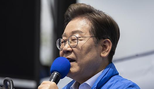 스탠드 메인기사