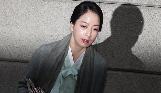 스탠드 메인기사