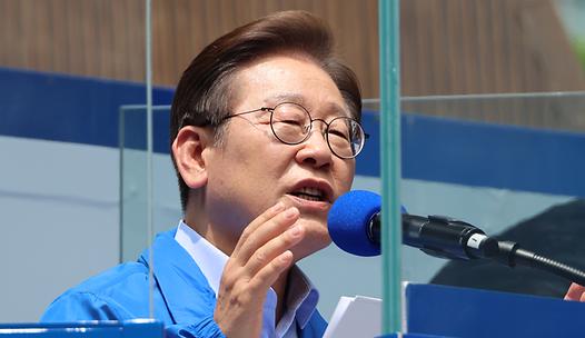 스탠드 메인기사