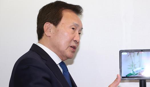 스탠드 메인기사