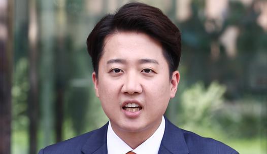스탠드 메인기사