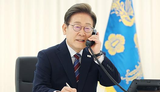 스탠드 메인기사