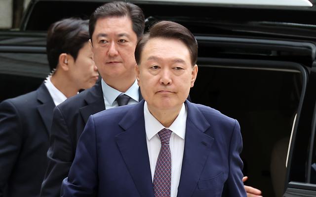 법원 출석하는 윤석열 전 대통령