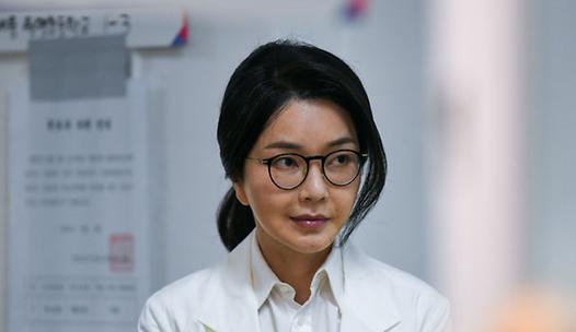 스탠드 메인기사
