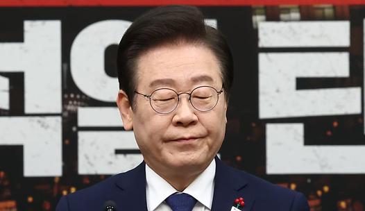 스탠드 메인기사
