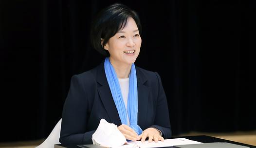 스탠드 메인기사