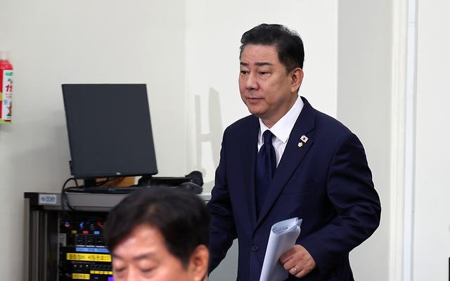 김병기 “野, 추경 약속 파기…오늘 본회의서 처리”