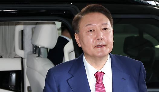 스탠드 메인기사