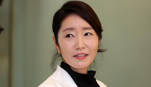 스탠드 메인기사
