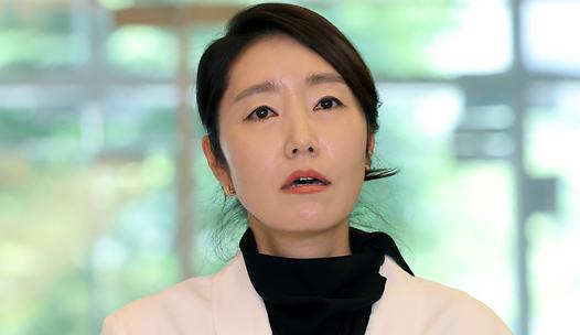 스탠드 메인기사