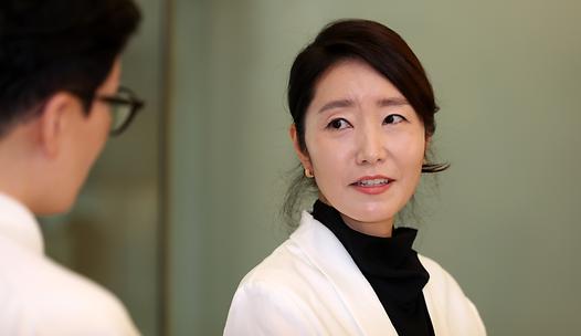스탠드 메인기사