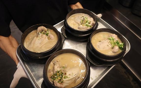 더운데 왜 뜨거운 삼계탕을 찾는 걸까? 복날의 모든 것