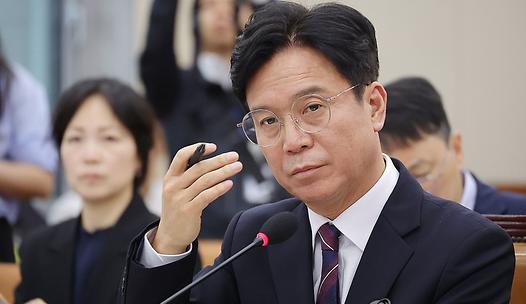 스탠드 메인기사