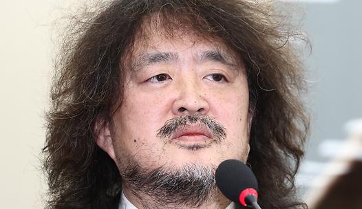 스탠드 메인기사