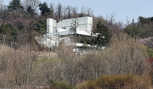 스탠드 메인기사