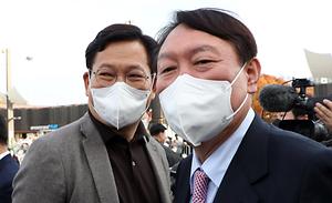 뉴스스탠드 기사 보러가기