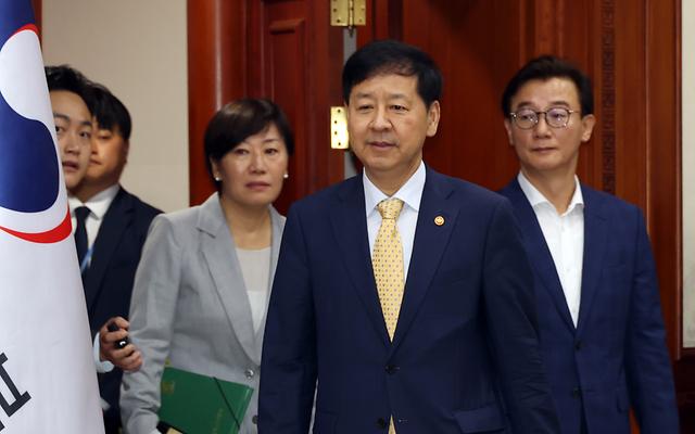 구윤철 “초혁신경제 집중 지원…전국민 AI 전사화할 것”