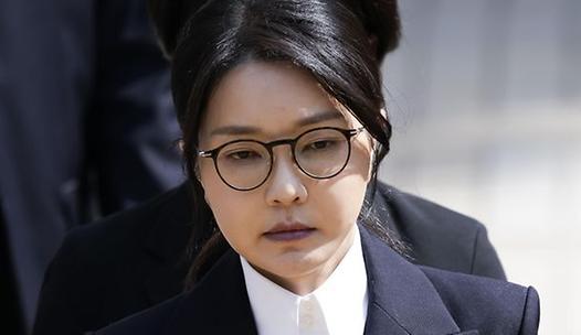 스탠드 메인기사