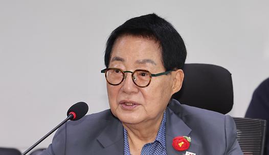 스탠드 메인기사