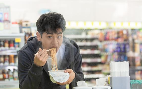 라면을 더 건강하게 즐기는 5가지 방법 