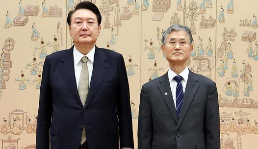 스탠드 메인기사