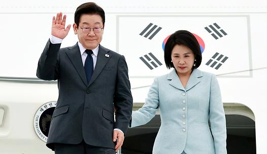 스탠드 메인기사