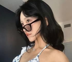 '96→41㎏' 최준희, 비키니 입고 뼈말라 몸매