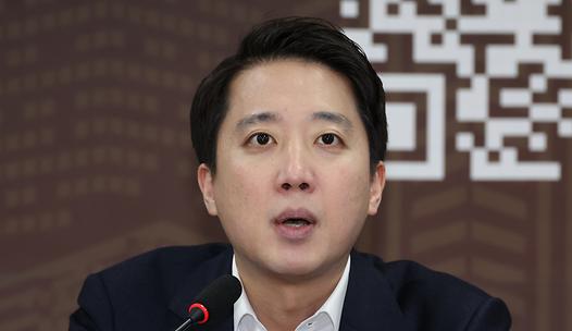 스탠드 메인기사